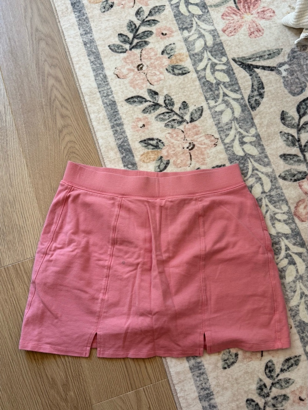 crown & ivy Rose Pink Knit Mini Skirt